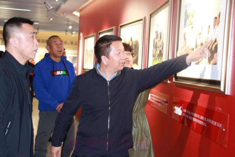 福建省体育局来宁考察交流足球工作